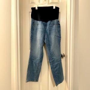 Torrid Maternity Boyfriend Straight Super Soft Mid-Rise Jeans